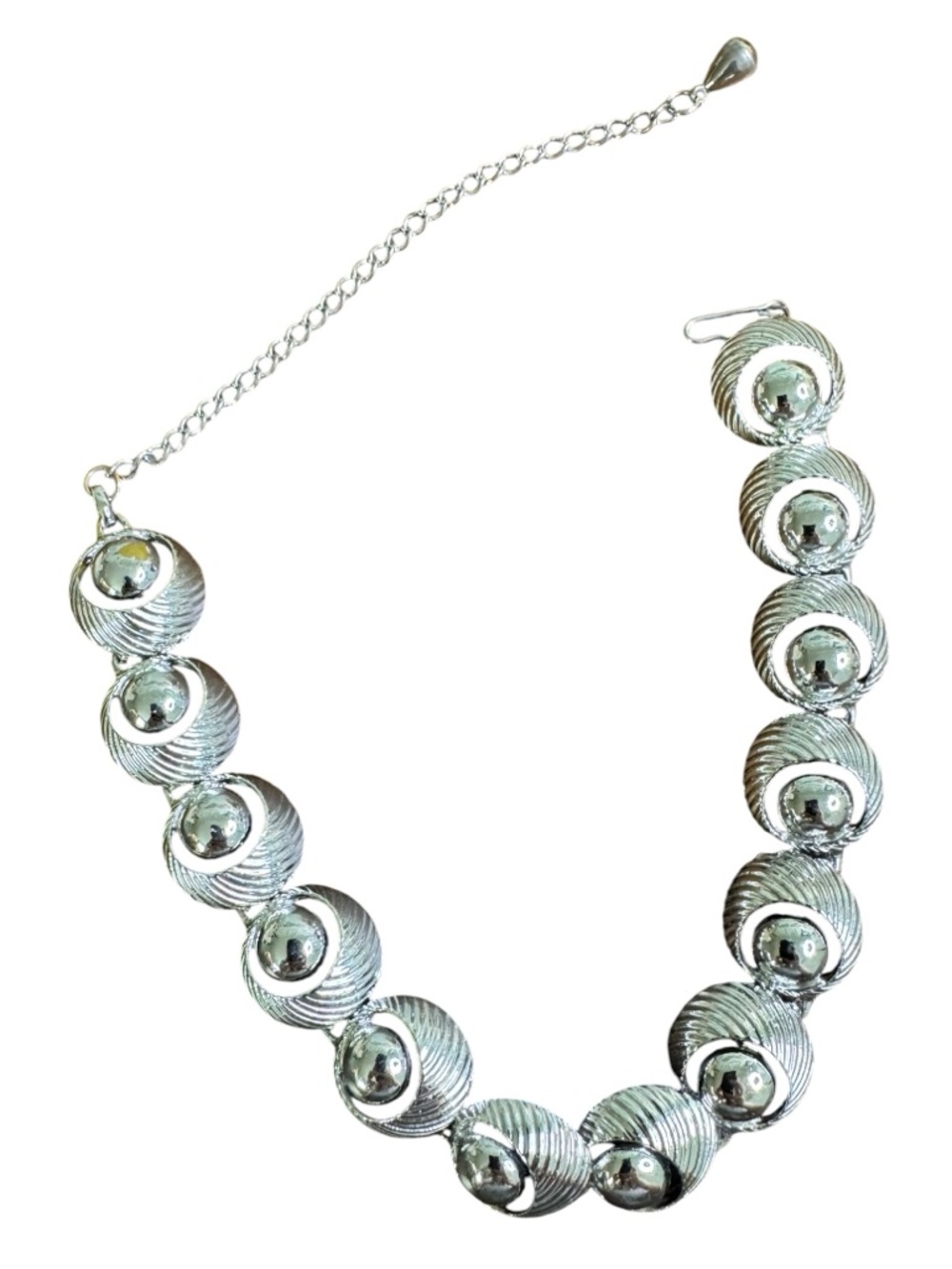 Vintage Silver Shell-Link Necklace - Silver Tone READ